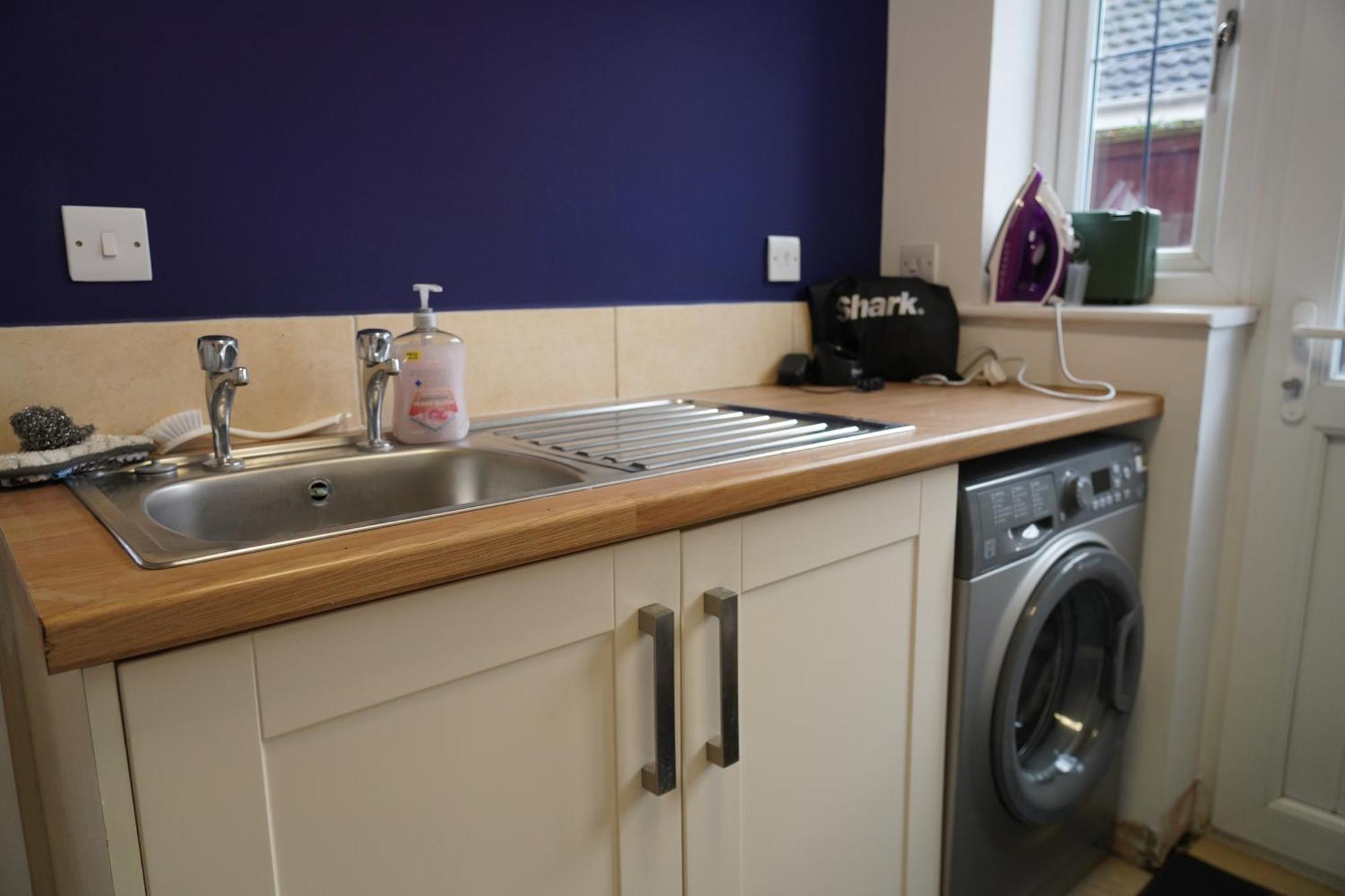 8 Double Beds In A 5 Bedroom House, Pets Welcome Epworth エクステリア 写真